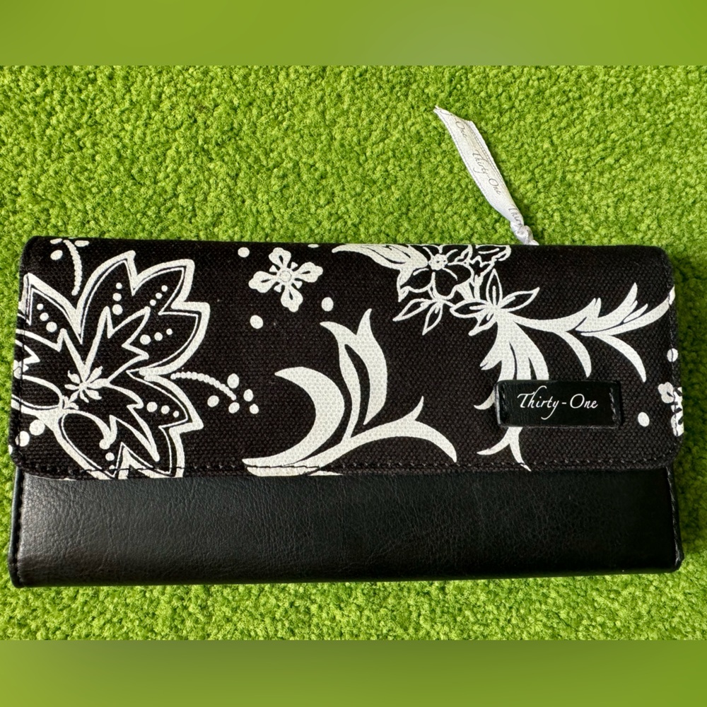 Thirty-One Wallet